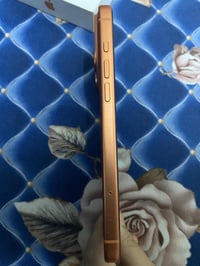 لبيع ايفوان 17برو ماكس جهاز كلش كلش نضيف وبطاريه ميه وبي خط. 078163968...