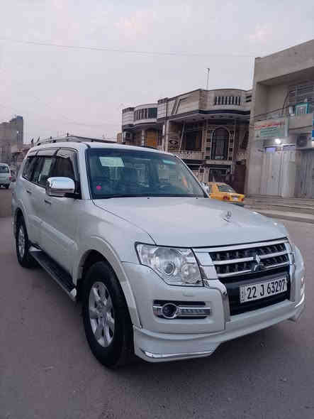 باجيرو للبيع موديل 2017 حبتور بسمي السياره كفاله عامه ماشيه 47 الف ع وضع الشركه صارت بيها طخه بل باب وبدلته نفس اللون بجديد و بلادي يعني بدون صبغ وهاي صورت الباب القديم مع الصور السعر 197 ورقه مكان السياره بغداد البلديات ***********
