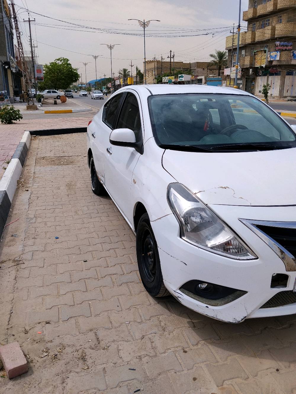 سني هندي 2016 بسمي بيها 3قطع صبخ
شادلها مكينه مديل23 سياره كامله بس تبريد نقص غاز
السعر 82وبيها مجال مكاني كربلاء ***********
رجا لحد يكسر ب السعر السياره مال جناي