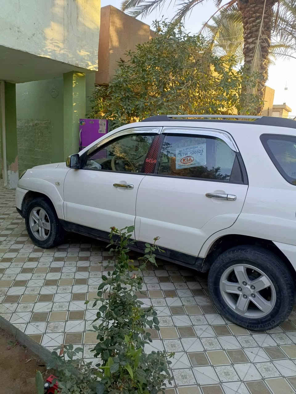 سلام عليكم من رخصت الدمن سبورتج 2009للبيع خليجي لون داخل عسلي مكفوله كير محرك كفاله. عامه مابيه صبغ رقم بغداد بسمي تحويل ثاني يوم سياره ماتصرف عليه ربع ترايك للبصره ماشيه. حقيقي 116الف. سعر 128وبيه مجال رقم تليفون *********** عنوان ديالى. خان بني سعد
