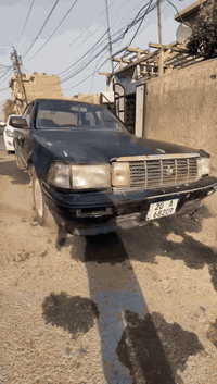 سلام عليكم كراون هارتوب مديل 1991سياره رقم ديالى انكليزي تحويلي ثاني يوم سياره جانت تمشي  حمت وطفت  ادير ما تشتغل 
23وبيها مجال 
عنوان بغداد منطقه الحبيبيه خلف ملعب المدينه 
رقم الهاتف :***********
