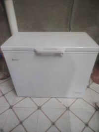 مجمدة • استعمال قليل • ١٠ قدم