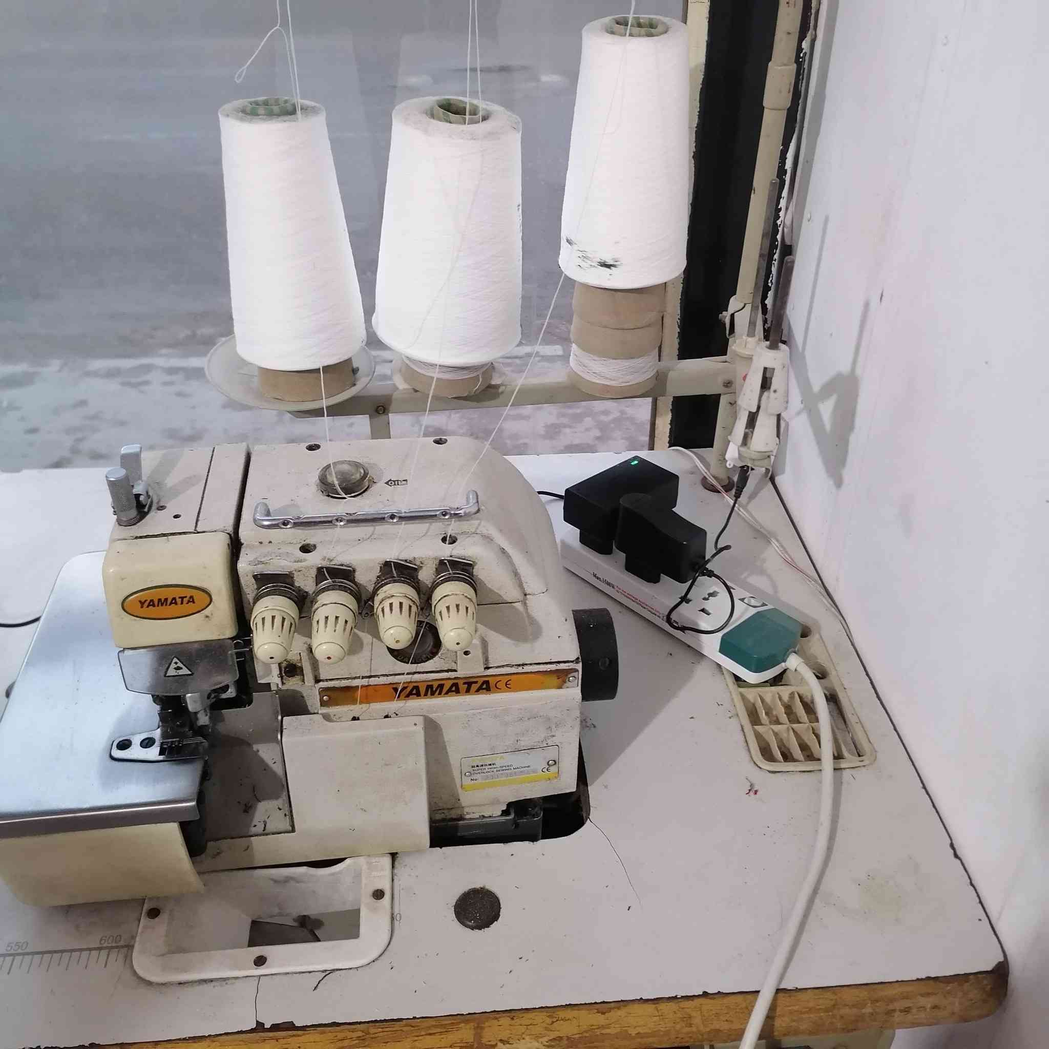 مكينه اوفر للبيع سعرها 225. ***********
