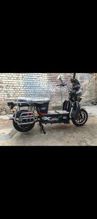 ماطور جبلي للبيع نضافته مثل مشوفه كدامك كله شغال مابي شي نقص بطارياته ...