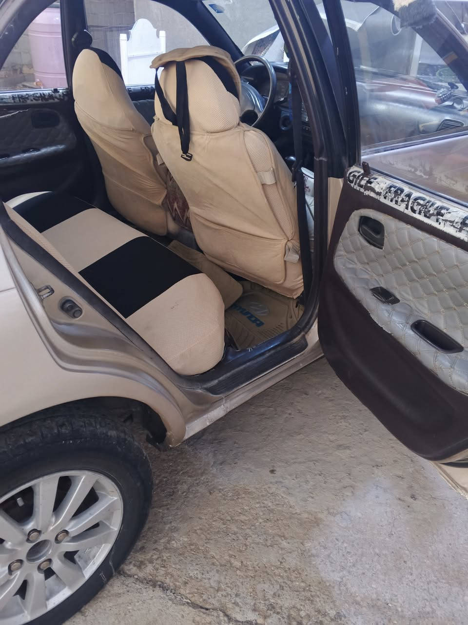 سلام عليكم كورلا موديل 92 محرك الف 600 كير محرك كفاله صبق عام اثر جراد وعندي صور قبل تعمير رقم بغداد الدولي تحويل ثاني يوم مشروع وطني مكان واسط الكوت الحرار سعر 50وبيها مجال باقي تفاصيل الاتصال ***********
