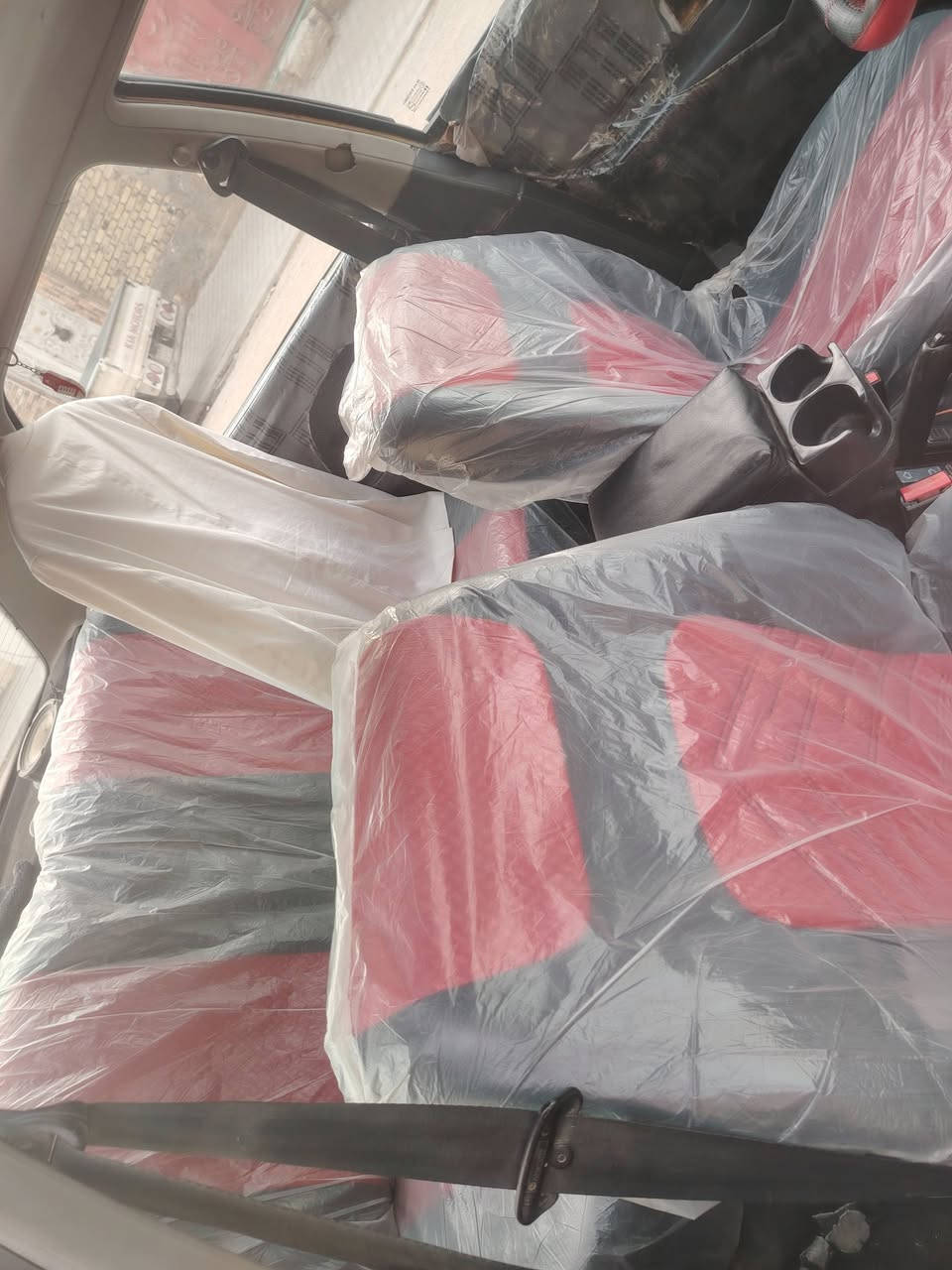 سلام عليكم بيجو بارص ٢٠١٣ شرط المداور كير محرك حداديه علا شرط ٤تايرات جدد سعر ٢٠ ***********
