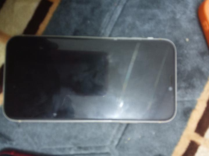 سلام عليكم شباب
11عادي ذاكره 128
بطاريه66 نضيف التلفون 
العنوان بغداد رقم الهاتف 
***********
تلفون مبدله بس بطاريه سعر 200وبي مجال
