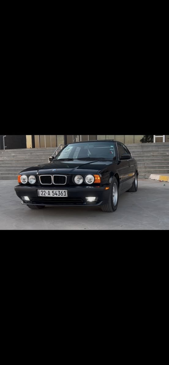 للبيع 525 مسكر كبس ***********
كير و محرك شرط سنويه جديد لحد 2030 تبريد شغال🥶 هزه جديد بدون ضرر صبغ عام للجماليه دواخل جلد ايرباك و صاج سعر 73بي مجال قليل مكان كركوك موديل 1991
