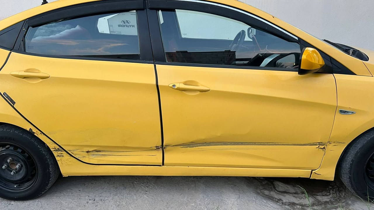 السلام عليكم اكسنت اجره باسمي رقم اختبار انكليزي بيه طخات بابين وباب السايق محرك 1600دوش السعر60ورقه رقم الهاتف ***********مكاني ابوغريب واي تفاصيل اخرى الاتصال على الرقم
