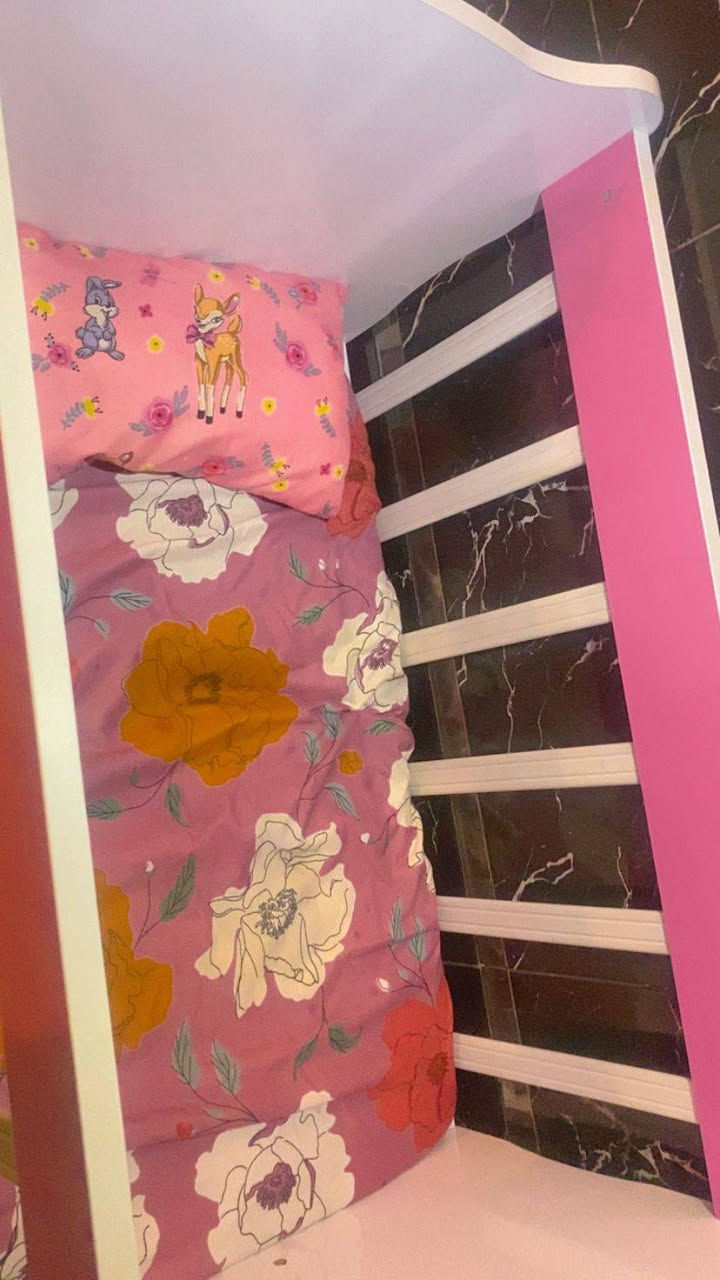 السلام عليكم أغراض أطفال مستعمله بس كلش نضيفات استخدامهن جداً قليل  كاروك + دوشك وتلبيسة دوشك ومخده هديه ويا الكاروك + كريكوت + مرجوحه والمرجوحه بيها خلل بسيط متنطبك تبقه مفتوحه للاستفسار ع خاص


**إذا كنت صاحب هذا الإعلان وتريد حذفه لأي سبب، رجاءا أرسل رسالة إلى الدعم الفني**