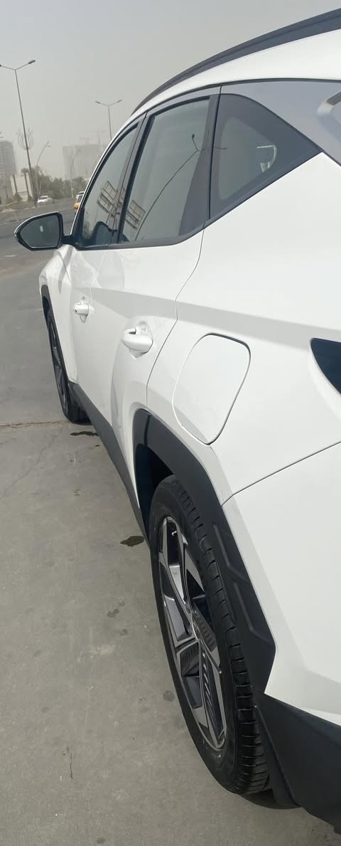 السلام عليكم
هونداي توكسان فول مواصفات خليجي موديل ٢٢ رقم بغداد انكليزي هزة جديده باسمي   ماشية 51 الف  على ايدي

المواصفات :

 فتحة بانوراما

بصمة ابواب وتشغيل 

تشغيل عن بعد 

محرك ٢٠٠٠ دوش

مري شفط 

نظام ترحيب عن بعد 

شاحن واير ليس 

مخارج طاقة اوكس يو اس بي 

اضاءة زنون 

اضاءة عند الاستدارة

ليدات امامية خلفية 

تبريد قطعتين 

دشبول ايباد 

شاشة ابل كار بلي 

مقاعد الامامية كهرباء 

كاشف عطلات 

تحكم ستيرن

السيارة  بيها شبر الجاملغ الأيمن تعديل وصبغ  ومصورها محتفط بيها وبيها رصعة خدش بالباب الايسر

مكانها بغداد وسعرها ٢١٥  

***********
