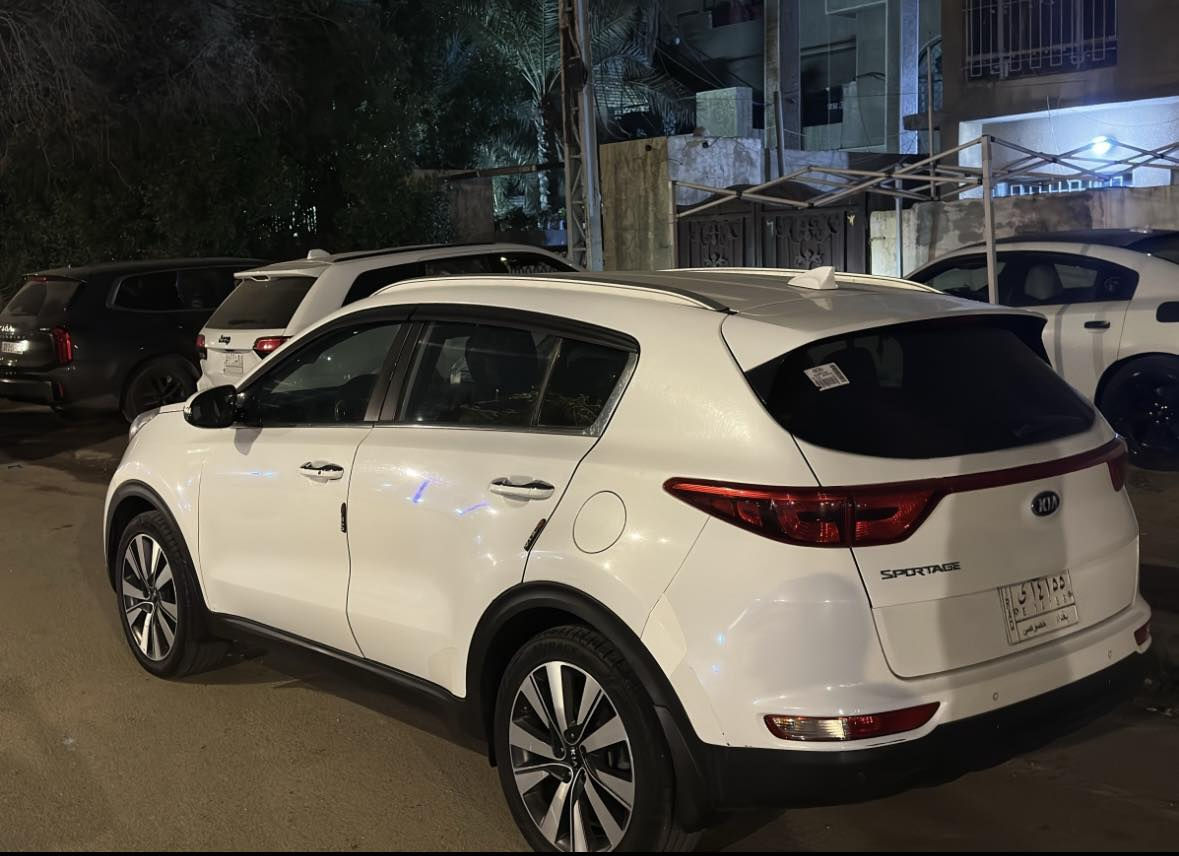 سلام عليكم سبورتج 2017
📍شاشة وسط كاميرا خلفية
📍حساسات امامية خلفية
📍سايد بريك كهربائي
📍سيارة بصمه
📍كشتات كهربائية سايق راكب
📍أتو هولد
📍مري شفط
📍نزول منحدراته
📍ثلاث انضمه قياده
📍شاشة تبريد
📍مكينها 2000
سياره مكفوله من اي ضرر ما عدها طخه بسيطه بلجاملغ الخلفي موضح بل صوره مكينه كير حداديه مكفوله
رايده اب 187 بيه مجال
عنوان بغداد الشعب حي اور
***********
