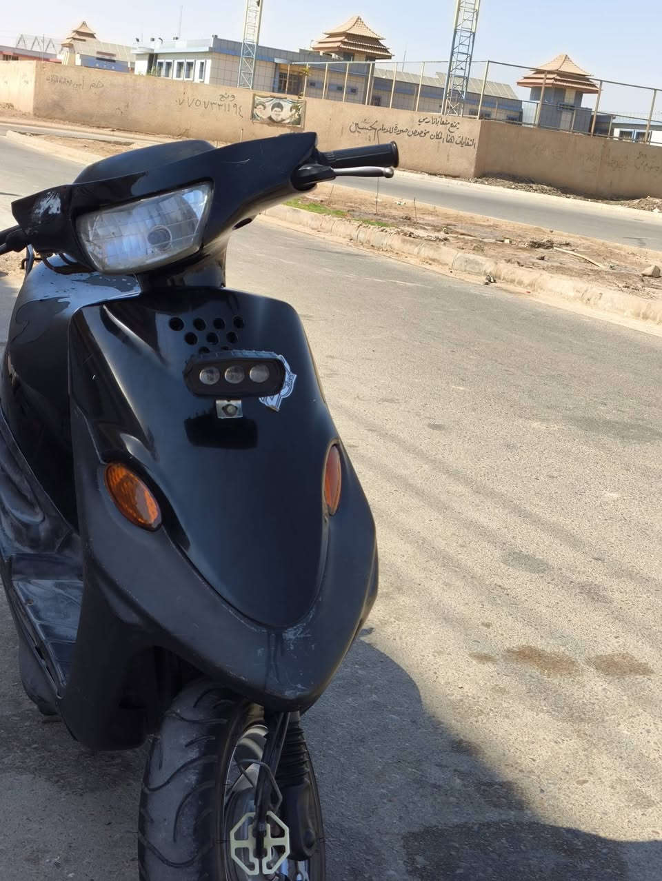 سلام عليكم دراجه للبيع كفاله عامه شغاله كلها سلف هندر بكل وقت  مكان حي الجامعه السعر 650 وبيها مجال  ؟؟ ***********
