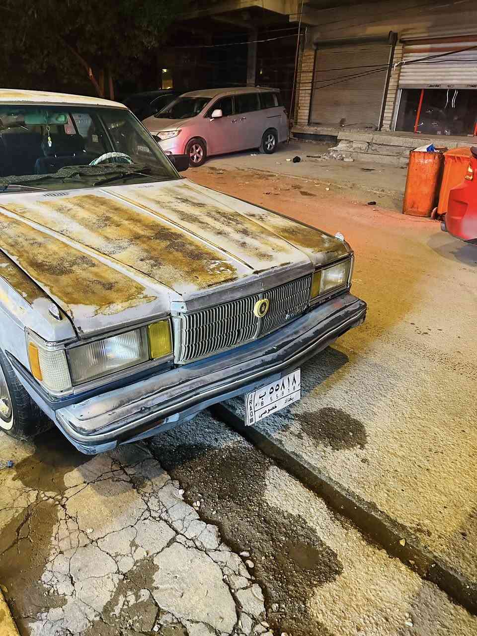 سلام عليكم سوبر موديل 82 سياره بلاديه بيهه جراد حداديه نضيفه نقص بس لاستيك قماره تبريد شغال كهربائيات كلهه تشتغل كير ومكينه بطه تايرات جديده والسعر35 بيهه مجال والمكان المدينه ***********
