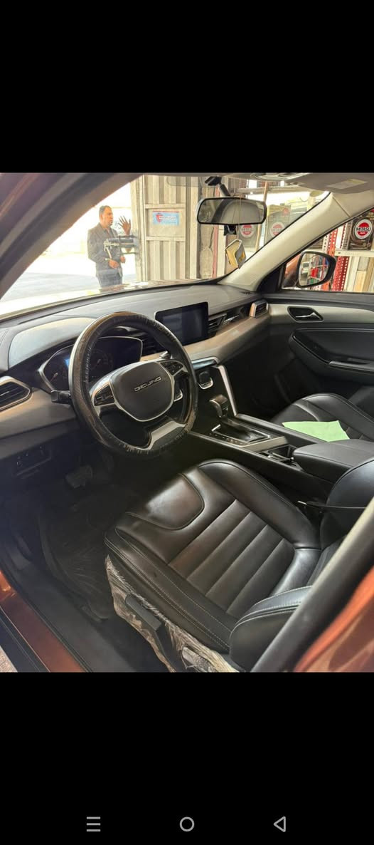 بايك x3
ماشية 35000كيلو فقط
مكفولة من كل شي 
رقم كربلاء، 
محرك ١٥٠٠ دوش اقتصادية جدا اللتر بانزين الواحد يمشيك ٢١ كيلو حسب مواصفات الشركة و  بازين عادي مو مشكلة 
مواصفات الفاشن اللي هيه تحكم ستيرن ,مانع انزلاق abs, لايتات زنون حساسات خلفية ، شاشة 
ضمان ٣ سنوات او ١٠٠٠٠ كيلو 
سعر 125$وبيه مجال
العنوان / كربلاء 
للتفاصيل اكثر الاتصال على ***********
