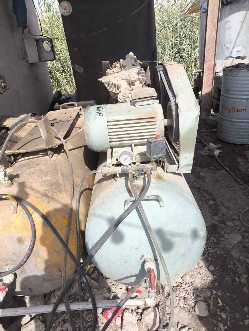 يوجد خالعه مع بطل هواء  للبيع
ارقم   ***********
