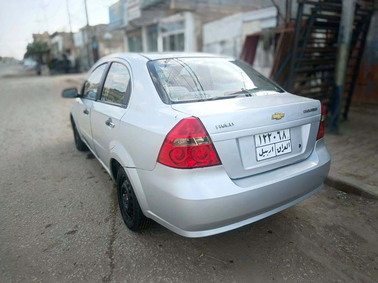 السلام عليكم
افيو موديل 2007

كير اوتوماتيك محرك مسكر

 كير ومحرك مكفولات

بيها 3قطع 

مصبوغه حزام اثر جراد 

شادلها تخم تاير وي سبير 

مكاني نجف كوفه حي ميسان

السعر ٤٨ وبيها مجال حك جيه

للاستفسار ***********
