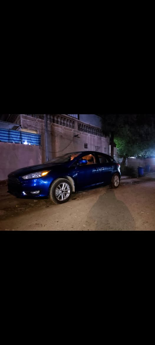 السلام عليكم للبيع فورد فوكس هاش باك موديل 18 رقم بابل دولي وارد امريكي ضربه بنيد وشاملغ وبيها كم قطعه صبغ البنيد طاير وضارب اربع اصابع من القماره مرجعه البارد واي تفاصيل الاتصال على الرقم او مراسله على الواتساب *********** ملاحظه مكان السياره بغداد
