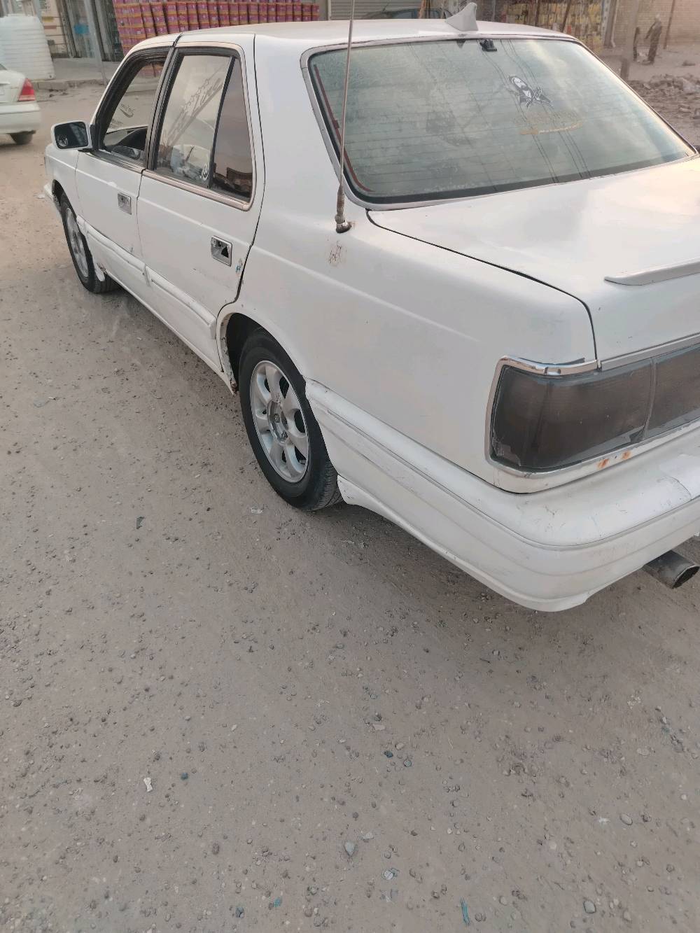 للبيع كيه بونتيشه مكان الناصريه شطره السعر 30 وبيها مجال مداور  ثاني يوم رقم الهاتف ***********