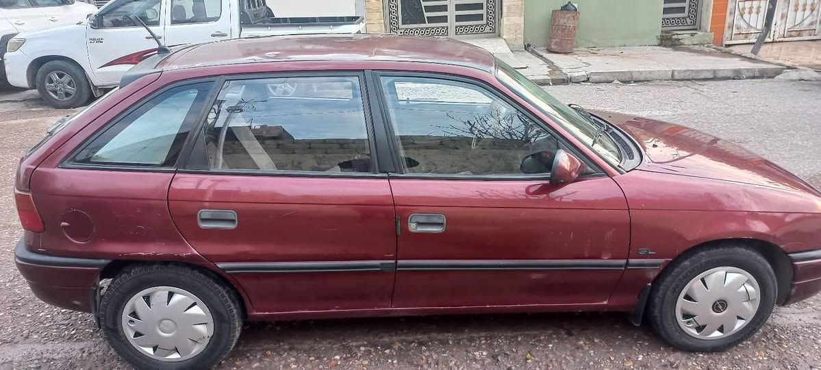 للبيع
استرا موديل ١٩٩٢
حجم ١٦
مكينه كير شرط 
صدر امامي وخلفي شرط 
بدون صبغ فقط دوائر ودوسات 
شرط التحويل سنويه جديده 
السعر ٥٢ وبيها مجال 
للاتصال ***********
خاص مغلق
