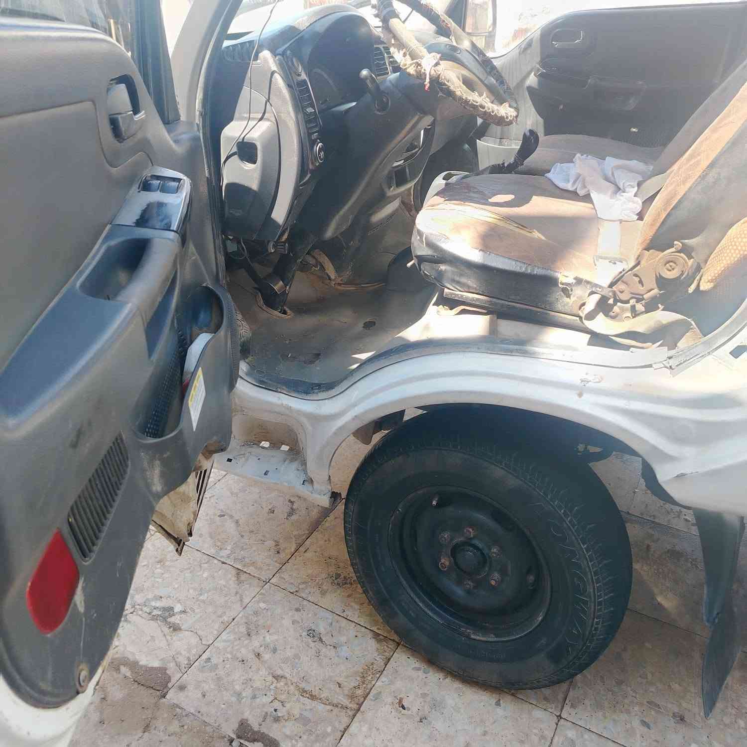 السلام عليكم كيا 2006 رقم انكليزي سنوية جديدة للسيارة جاهزة من كلشي مكانها بغداد السعر 65وبيها مجال ‏‪***********‬‏
