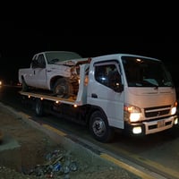 كرين سطحه راجع من السليمانية لبغداد الي عنده شي يتصل ‏‪07725258904‬‏