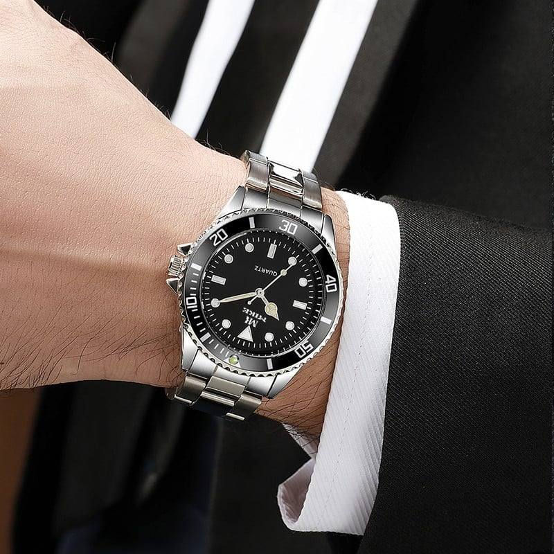 ساعة يد كوارتز رجالية من Meykey بهيكل وحزام من الفولاذ المقاوم للصدأ باللون الفضي ومينا أسود
***********
