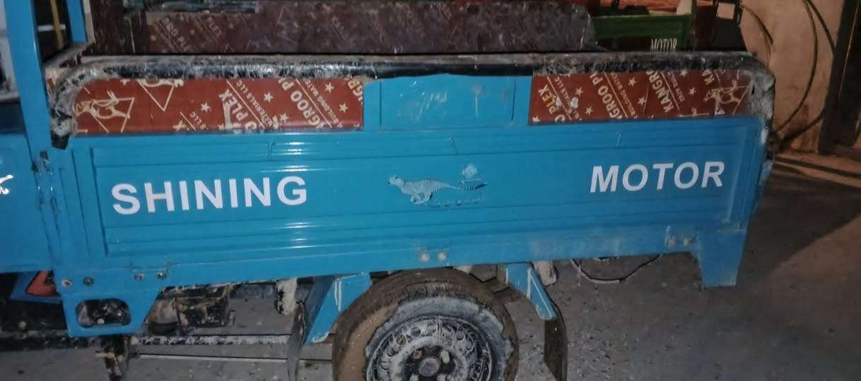 سلام عليكم ستوته للبيع موديل 24 مدفوعه كمرك مكينه مامفتوح بيه برغي ستوته عله حطت لشركه بلال اوراقه اصولي سعر مليونين 250 وبيه مجالل للطيبين  مكاني بغداد نهروان رقم الهاتف بي واتساب  ***********
