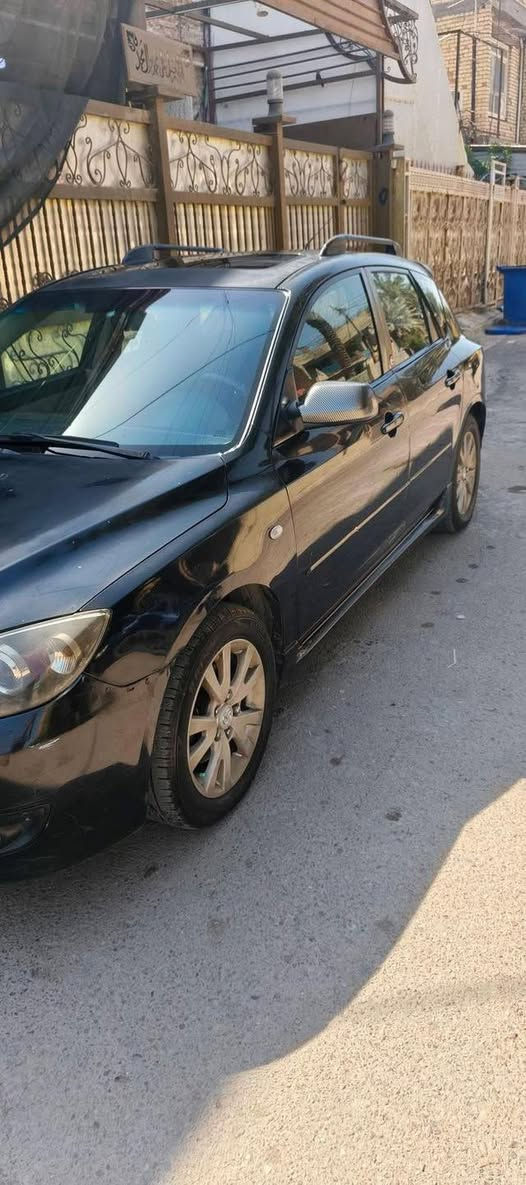 مازدا 3 موديل 2007 للبيع المستعجل، السيارة جاهزة وما تحتاج شي. كير ومحرك خير من الله والحدادية جيدة، والتبريد شغال. السيارة باسمي وتحويل ثاني يوم. النقص الوحيد جامه خلفية وما عندي مجال أصلحها. (السعر 50 ورقة)وبيها مجال بسيط. للاستفسار اتصال أو واتساب: ***********
