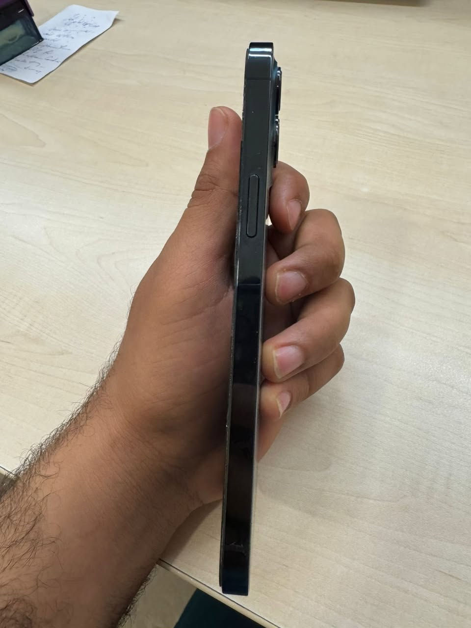 سلام عليكم
آيفون ١٢ برو ماكس 

شرق اوسط ذاكره ٢٥٦ بطاريه ٩٣ لا مفتوح ولا مزلوغ ولا مبدل بيه اي قطعه

مكاني كربلاء الحر قرب المستشفى التركي 

***********
