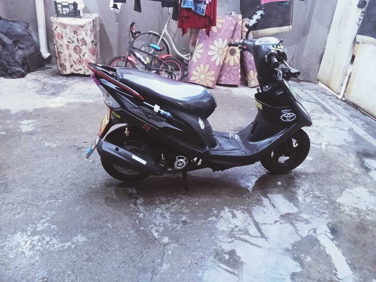 سلام عليكم  خوان دراجه ماكس عدله السعر 850وبيه مجال وحنه بلخدمه دراجة نضيفه ما مفتوح كله ابلادي عن الحلال والحرام بس الكابريتر امبدل والصلي موجود ومرايات موجده ***********اللاستفسار على هاذ الرقم واحنه بلخدمه
