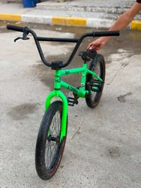 للبيع BMX مكاني بغداد باسكل تتونس بي كشن بلادي موجود صارله فتره متروك ...