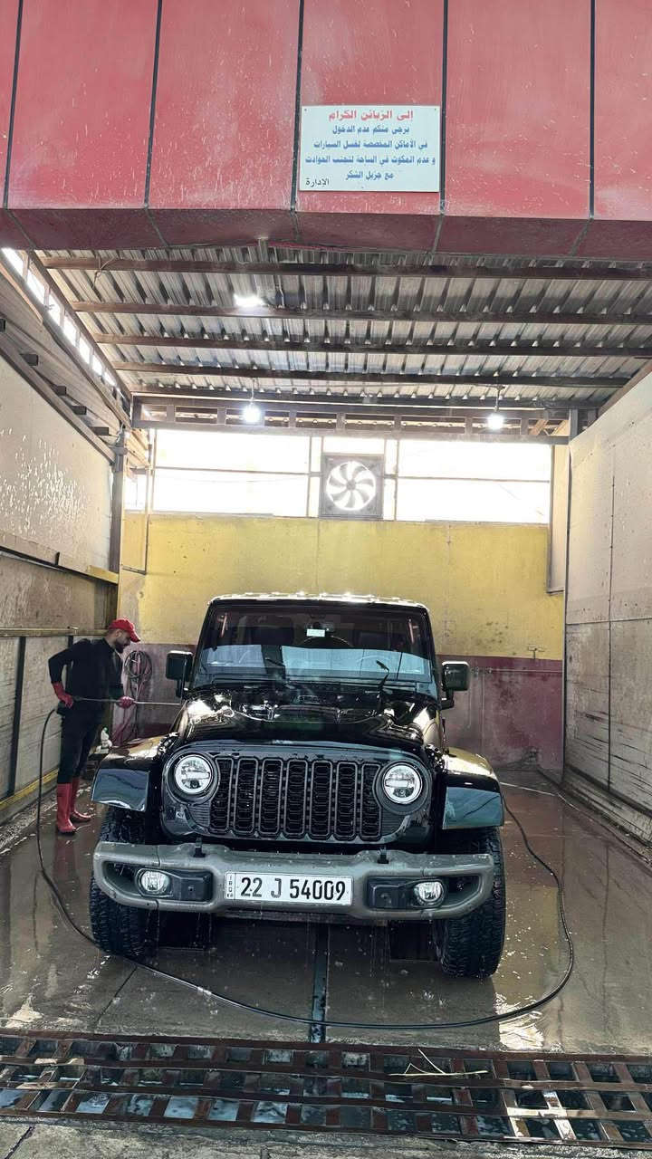 جێب ورەنگلێر ٢٠١٧ قەپات مواسەفات ٢ پارچەی سبوخە 
بۆنیتو چاملخی لای سەکنی بێ ژۆرێ سەیارەکە زۆر پاک و خاوێنە بێ مسروفە سەنەوی نوێیە گێر مەکینە ئەکسل دەبل ئەکسل کارابایات هەموی بەشەرت سەیارەکە مالی دۆستە 
بک پەیوەندی
0751 630 40 42 watsapp 
0750 892 75 88 korek 
تکایە سەرمان مەیەشێنە ئەگەر موشتەری نیت أربيل, العراق
