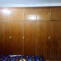 كنتور صاج خمس أبواب بملحق السعر ٤٠٠٠٠٠ للتواصل 07704582861