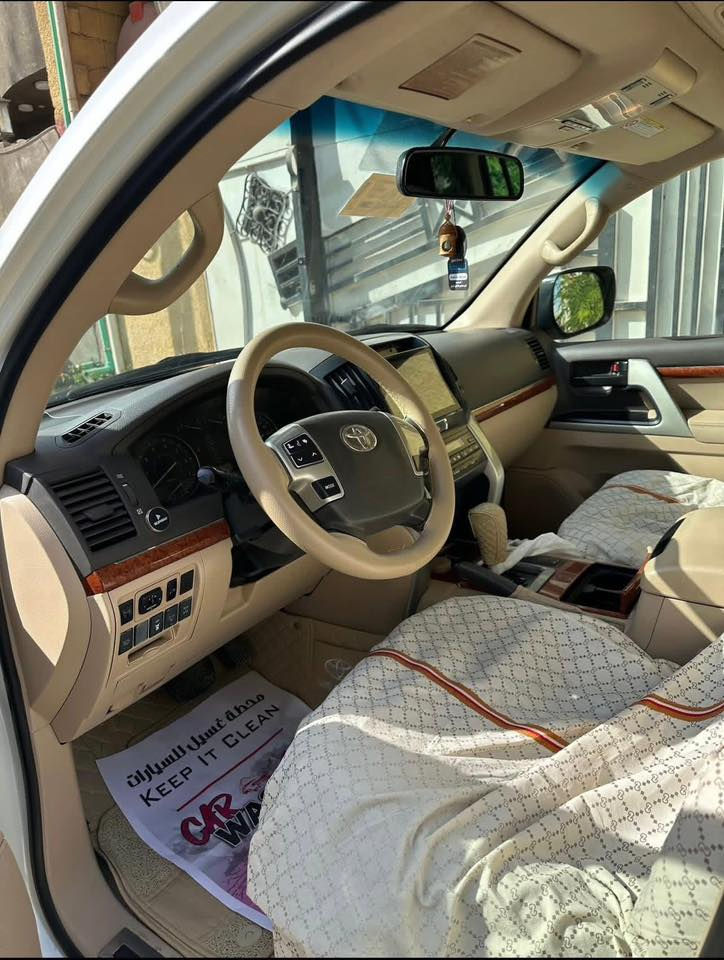 السلام عليكم 
لاند كروز 2012 بريم للبيع 
 فول مواصفات 
فتحه  خليجي 
مكفولة كفاله عامه 
مكينه 6 سلندر 
كير مكينه كفاله سياره جاهزه من كل النواحي
 رقم شمالي 
ب اسمي سنويه 2030 
السعر:٢٨٠بيه مجال للشراي حك الشوفه مستعجل ع البيع عندي مريض 
مكاني ذي قار  
الاستفسار: 
***********
