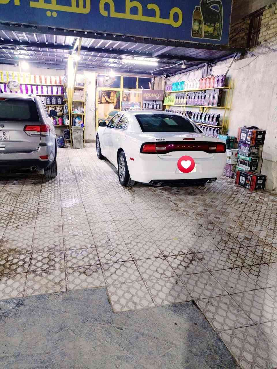 سلام عليكم جارجر 13 بيها جاملغ وبنيت فقط باسمي بغداد سنويه ما ساقطه 28 سياره نظيفه احلى من الصوره استخدام شخصي كير ومكينه شرط حداديه اماميه وخلفيه جديده تخم تاير جديد سعرها 146 وبيها مجال مكان ديوانيه قضاء الحمزه الشرقي ما متواجد على الفيس ***********
