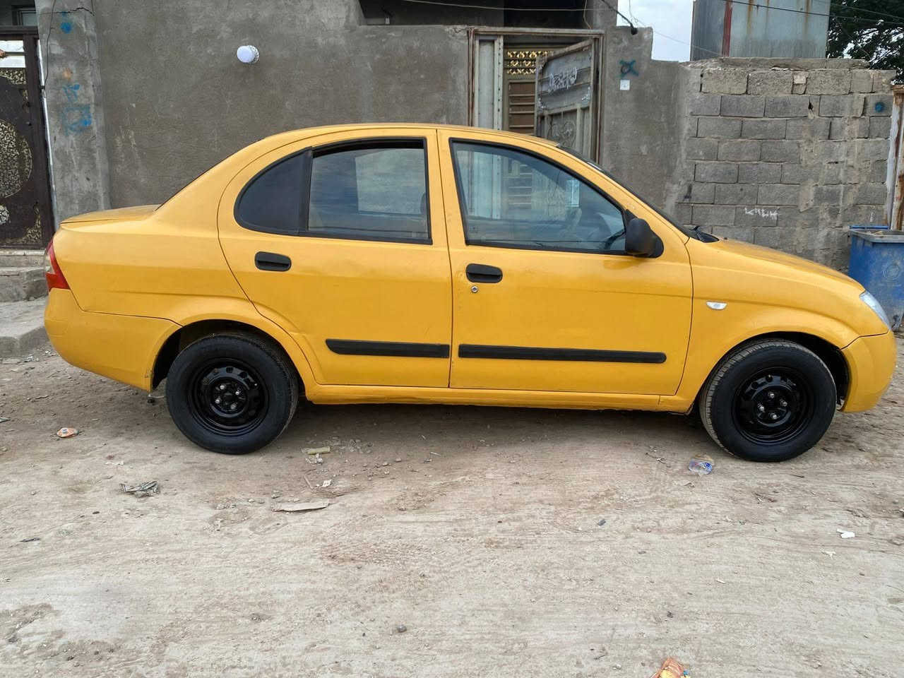 يا الله طيبه 2015 مكفولاه من الضربه وتبديل سعر 35 وبيها مجال بصيط وعندي سونر لها 
بغداد *********** بي وتساب  خوان اني مكلف بل نشر هاذ رقم ابو سياره
