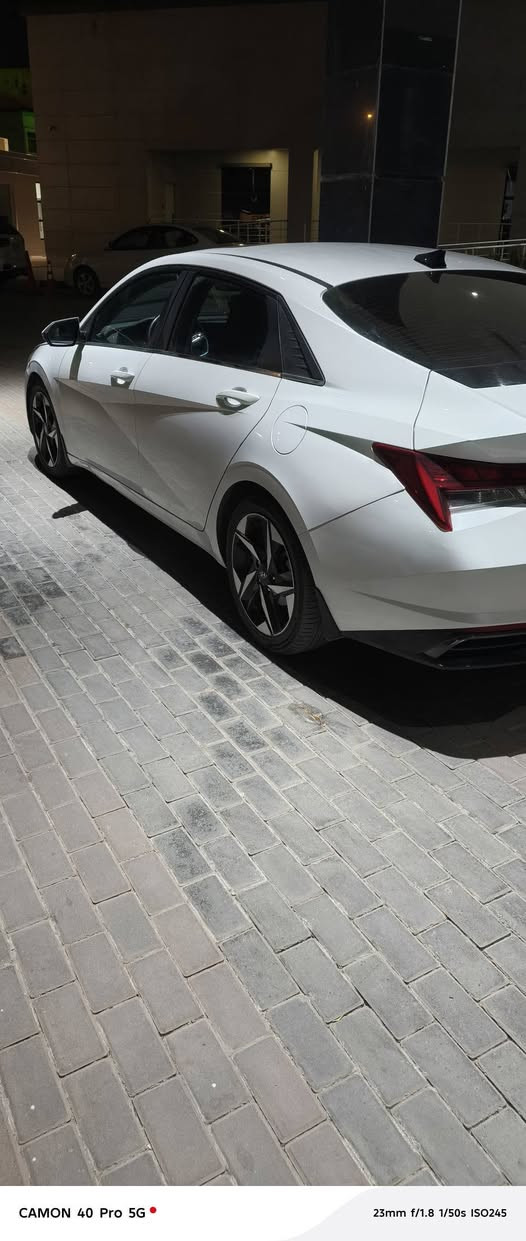 هيونداي النترا 2021 - وارد أمريكي - لوحات بابل 🏁
• سنة الصنع: 2021.
• المسافة المقطوعة: (46/ميل).
• المحرك: 4 سلندر، سعة 2.0 لتر.
• ناقل الحركة: أوتوماتيك AT (سلس جداً في القيادة).
• الأنظمة الذكية: فول مواصفات(عدا التبريد الخلفي) 
• نظام مانع التصادم الأمامي.
• نظام الحفاظ على المسار والقيادة شبه الذاتية.
• نظام رصد النقطة العمياء بالمرايا.
• اللوحات: بابل، السيارة مسجلة وباسمي، تحويل ثاني يوم.
الاستفسار الاتصال على( ***********) 
الواتساب (***********) 
*ملاحظة السيارة موجودة في كربلاء
