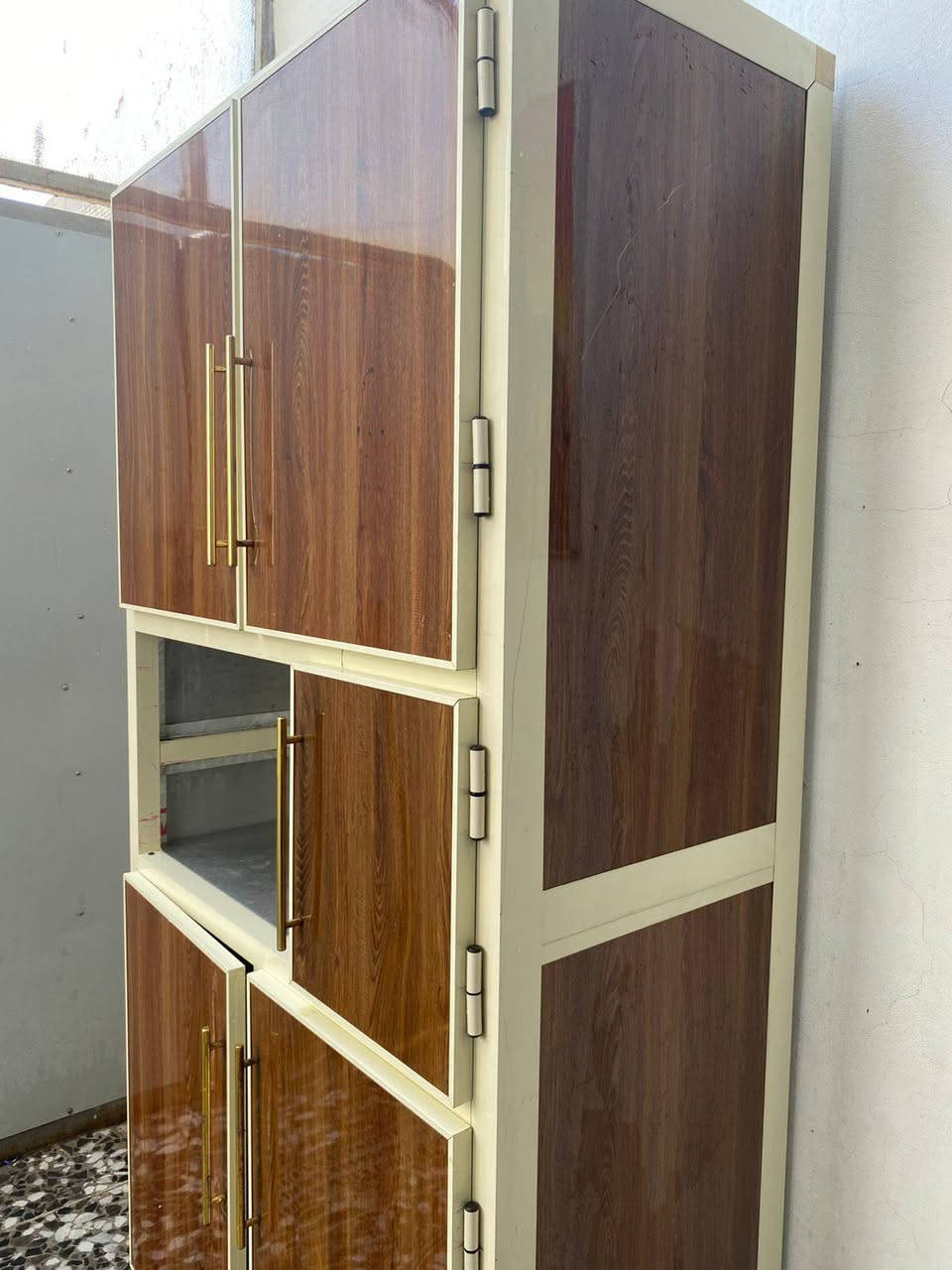 كاونتر المنيوم مستعمل نضيف للبيع سعرة ٣٠٠ وبي مجال


**إذا كنت صاحب هذا الإعلان وتريد حذفه لأي سبب، رجاءا أرسل رسالة إلى الدعم الفني**