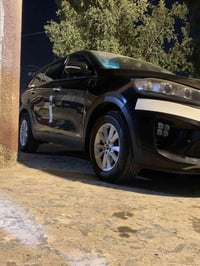 كيا سورنتو البيع أو مراوس موديل 2019 مكينه كير مكفولات نص فول سبعه راك...