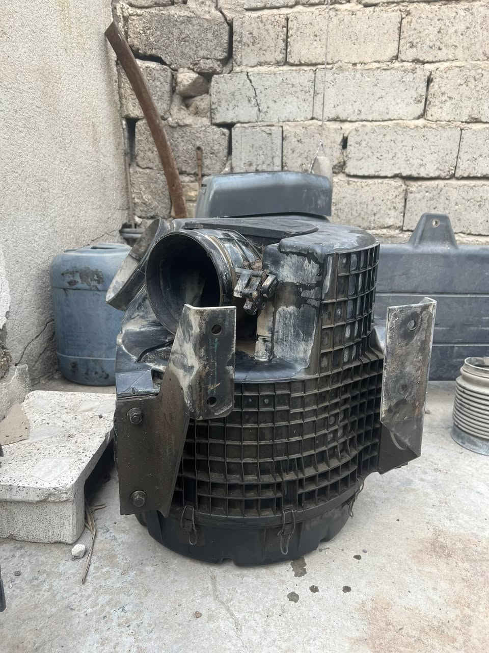 للبيع شوته اكتروز شمعه 8Vسلندر كامله مكمله هيه وتفرعاته 
التحيه والقواعد كله كامله 
مكانه بغداد الحريه 
سعر ٣٥٠
رقمي ***********
