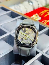 ساعة جلد • رجالي • خدمة توصيل