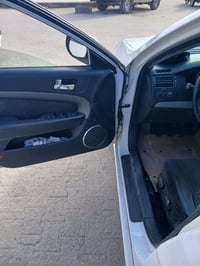 وبركاته سياره شوفر ليت ابكا موديل ،2009سته سلندر 8اير باك مواصفات خليج...