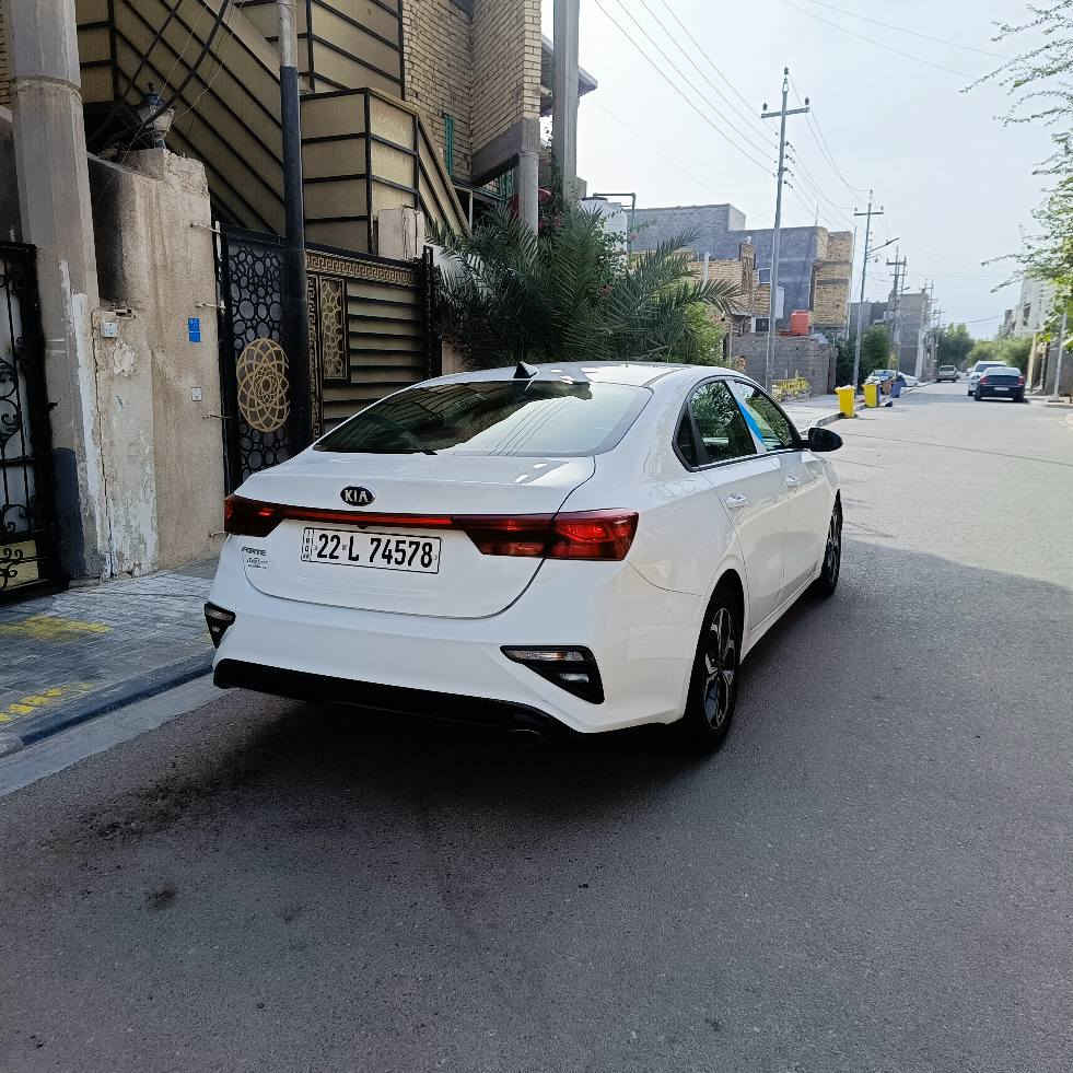 فورتي 2020 أربيل بسم شركه وكاله أو تحويل رقم جديد وسنويه مجدده حادثه واضح بصور جاملغ وبنيد فقط الباقي مكفوله حته من بارد السياره كلش جديده وجاهزه من كلشي ومواصفات EX السعر 113 وبيه مجال مكينه 2000 دوش وكير كلها بلاد الشراي يتصل لان مامتواجد على النت رقمي *********** او ***********مكاني البصره 
ياسين خريبط البصرة, العراق
