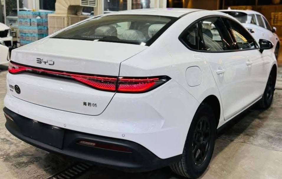 بي وادي  سيل 05 2025  زيرو بجم تيسلا

بلكن هايبرد  ثلاث انظمه هايبرد + بانزين  شحن ذاتي + شحن خارجي تشميك 2100 كيلو سعه خزان الوقود 65 لتر 

عداد  كليومتر /زيرو 

🔥السعر 19 مليون و250  وبيهة مجال للطيبين مثبت لوحات وسنويه باسمي 

عنوان /بغداد الشعب حي التجار

💥محرك يعمل لشحن البطاريه فقط  1500 هجين ثلاث انظمه شحن ذاتي + هايبرد + شحن خارجي 

💥داخل جلد ابيض لونين  بطاين بوب جلد ابيض واسود 

💥دركة دي جلد وحياكه 

💥بكلايت لد خليه دخاني لون 

💥بصمه +كارت 

💥هاندر بريك بصمه اوتو هولد 

💥كيجات شاشه 

💥شاشه كبيره تبريد شاشه 

💥لايت ليد لايت اوتو  + لد صباحي 

💥اشاير مري

💥تبريد قطعتين 

💥ويل كب اسود بلادي حجم 16 

💥ايرباك عدد 10 

*********** بغداد, العراق
