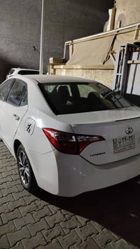 كورلا 2014 وارد امريكي ضررها جاملغ جاملغ ودعاميه مصبوغ السايق  محرك 18...