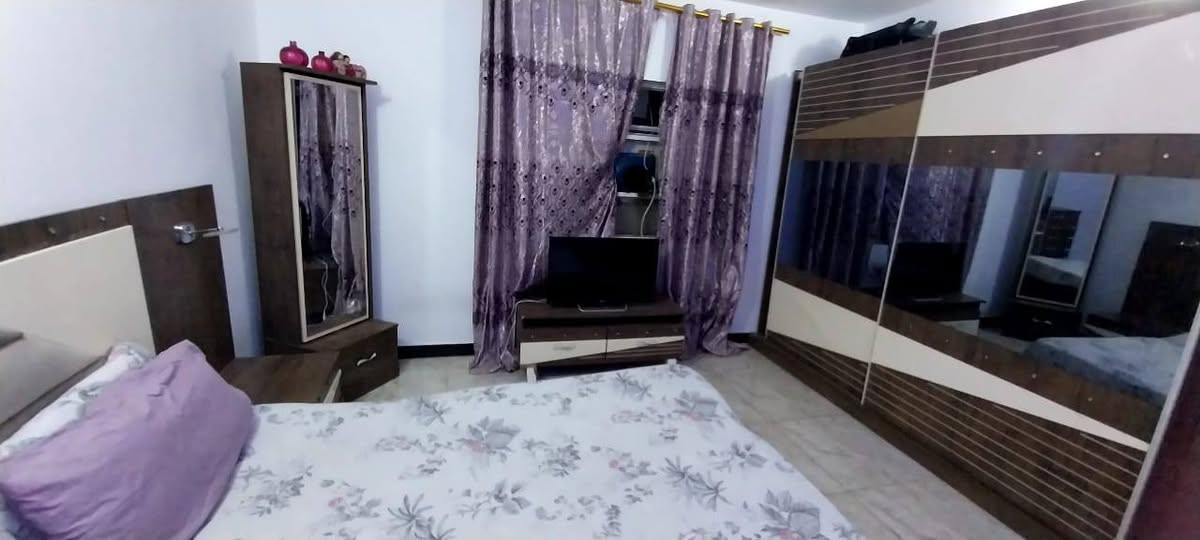 غرفة تركي ٨ قطع مستخدمة سعرها ٣٥٠ مكان بغداد الدورة ماعندي توصيل
***********
