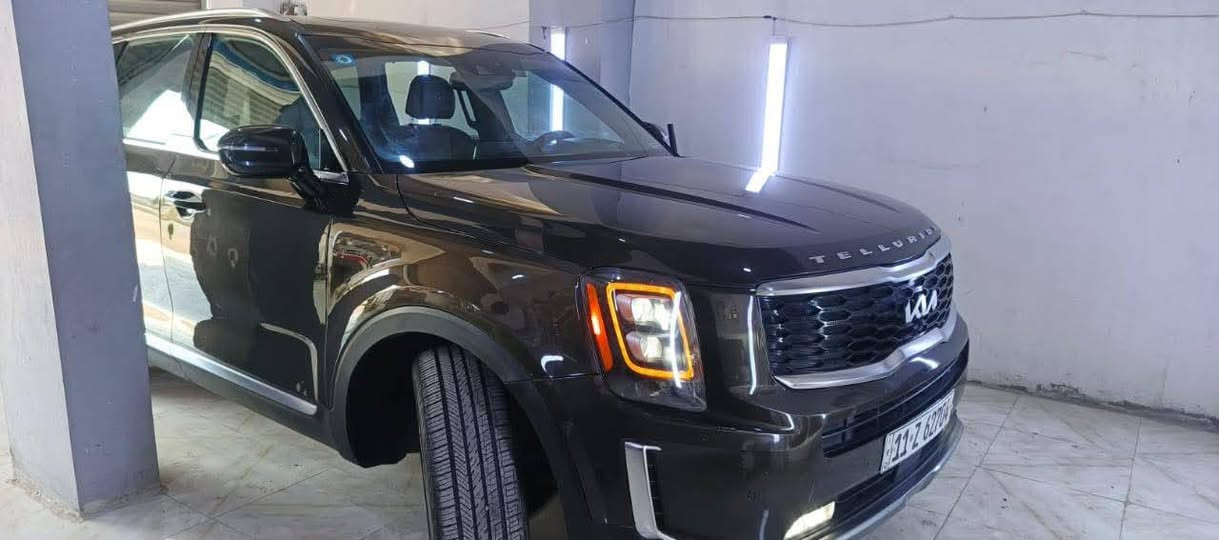 السلام عليكم 
سياره كيا تلورايد مواصفات برستيج فول فول وارد امريكي لون اخضر زيتوني موديل2022 بيها ضربه بل صفحه بدون دواخل بدون ايرباك نفسه معمره ليبل واحد كل سياره حته دعاميات ماشيه 57 مايل  سياره فور ويل
 سياره جديده كلش ترايه زيروو بصمه تشغيل وابواب بصمه تشغيل وابواب سقف شامو كنتارا + سقف بانوراما انضمه قياده ماوس تدفئه وتبريد كشنات شاشه كبيره
كاميرا دوراه حساسات خلفيه
 رادار امامي وتوقف ذاتي
 شاحن واير ليس كشنات جلد منفصل    vip لون قرميدي
كشنات كهرباء مخارج شحن وكهرباء كل السياره
لدات نهاري هند بريك بصمه
 اوتو هولد اوتو ستوب
 رادارت خلفيه ستيرن رجاج وتوقف ذاتي بحاله الخطر
 تحكمات فول ويل كب الجبير
 محرك 3800 دبل فتحه تخم تاير جديد ارضيات رزلاين
 سيرفس كامل
عنوان بغداد الحسينيه
الاتصال ***********
سعر 225$ وبيه مجال
رقم بغداد بسمي هزه جديده
بدون مراوس بيع فقط
