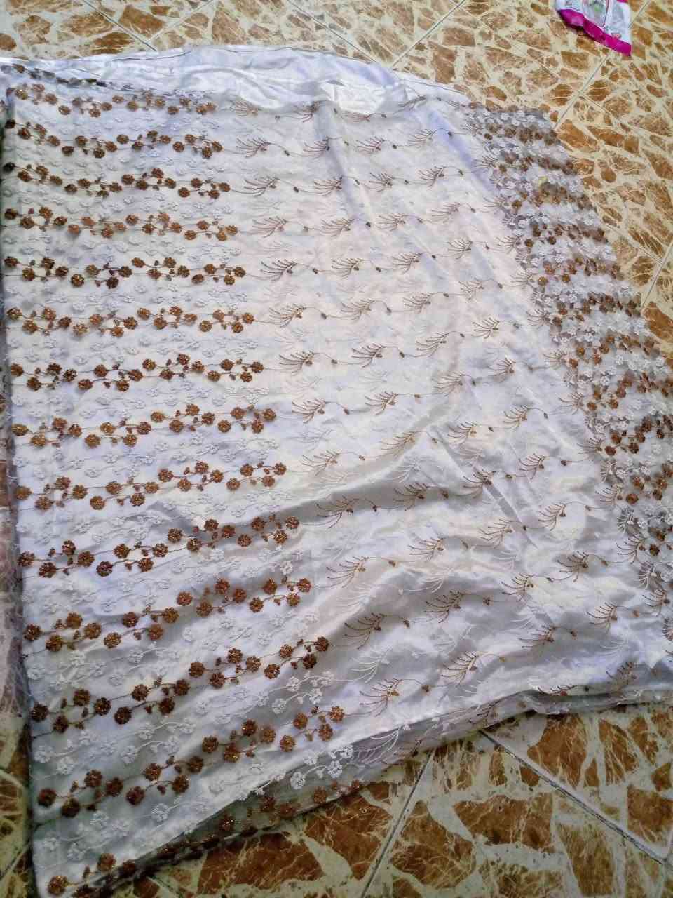 بردات ٣ قطع ب١٥ نهايتهن 
والتور مبطن قطعتين ب١٠


**إذا كنت صاحب هذا الإعلان وتريد حذفه لأي سبب، رجاءا أرسل رسالة إلى الدعم الفني**