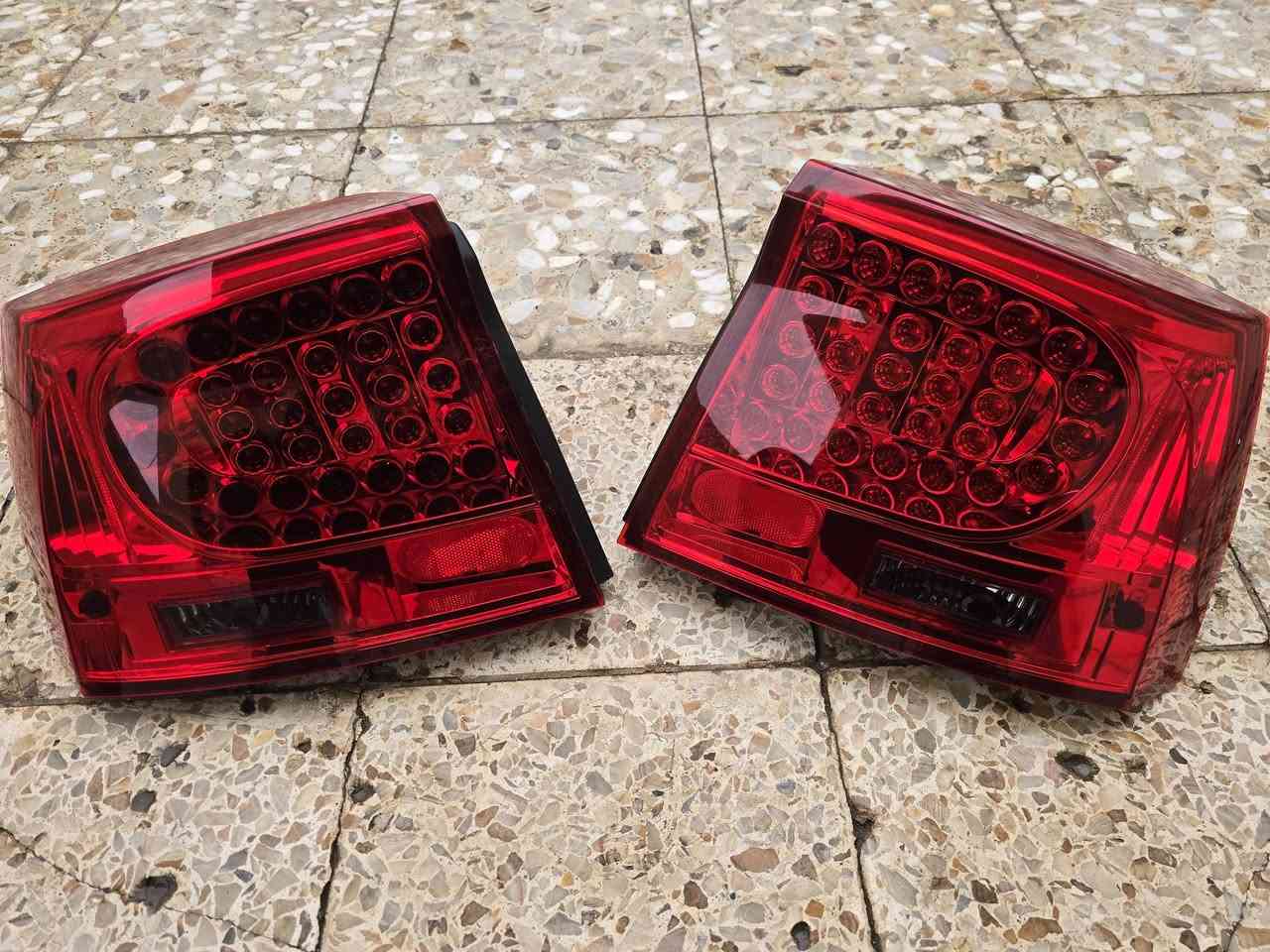 السلام عليكم بك لايت جارجر موديل 2010 تايوان اصلي 
مكاني ميسان هاتف ***********  توصيل متوفر 
***********
